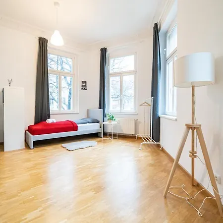 Fullhouse - Halle - Vs7 - 3 Beds - Nespresso דירה *
