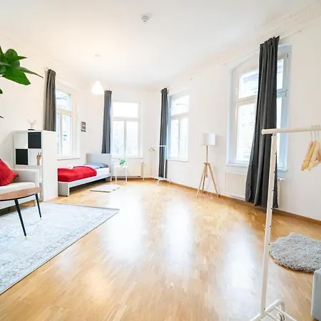 Fullhouse - Halle - Vs7 - 3 Beds - Nespresso Апартаменты *