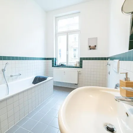 Fullhouse - Halle - Vs7 - 3 Beds - Nespresso * Halle (Saale)