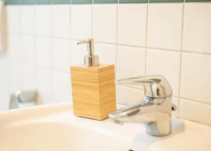 Fullhouse - Halle - Vs7 - 3 Beds - Nespresso *